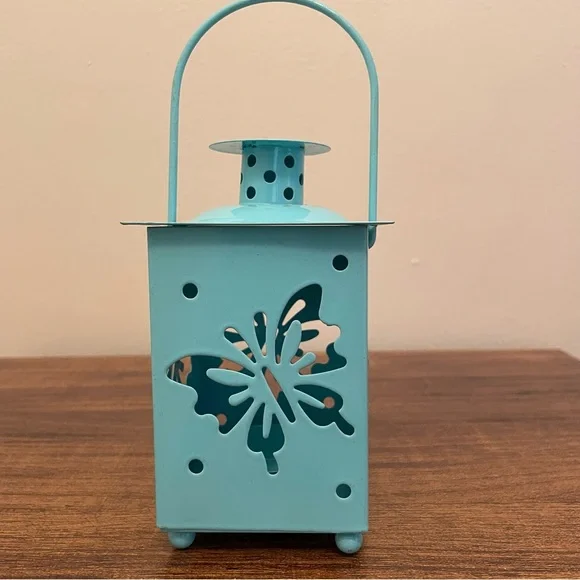 Colorful Metal Lanterns - Picture 6 of 14